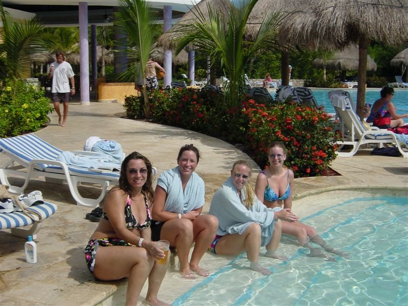Mexico - Pool Fun
