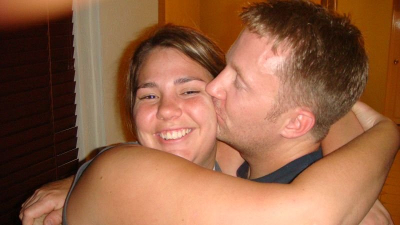 Eric Kissing Brenda
