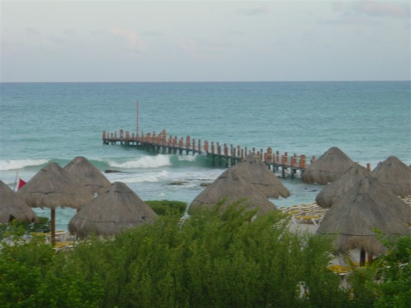 Pier Waves 

2